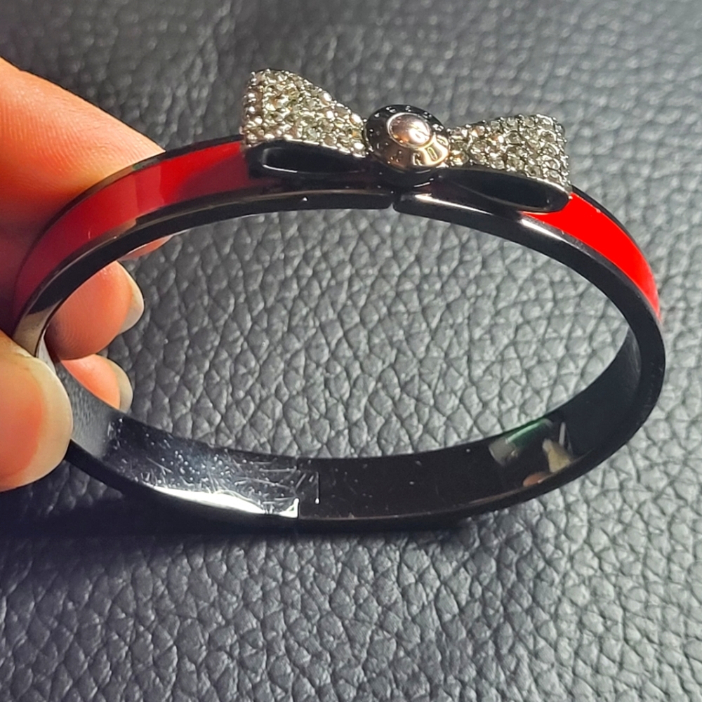 Henry Bendel bangle